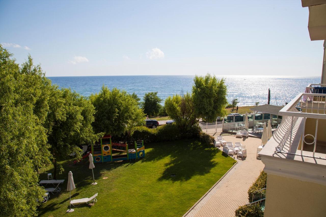 Hotel Perla Beach Luxury プリモルスコ エクステリア 写真