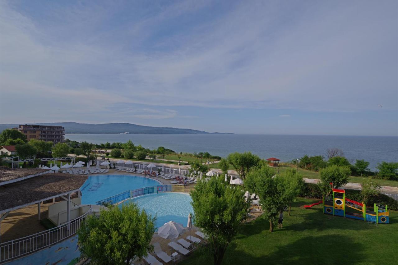 Hotel Perla Beach Luxury プリモルスコ エクステリア 写真
