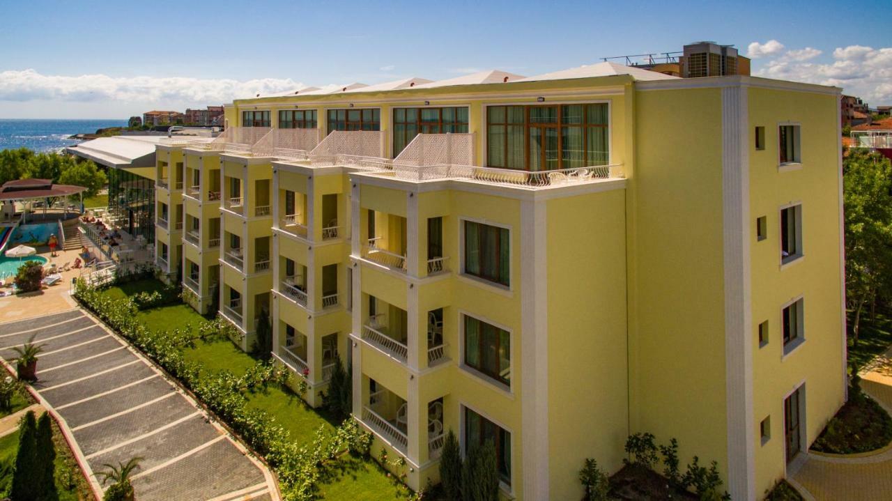 Hotel Perla Beach Luxury プリモルスコ エクステリア 写真
